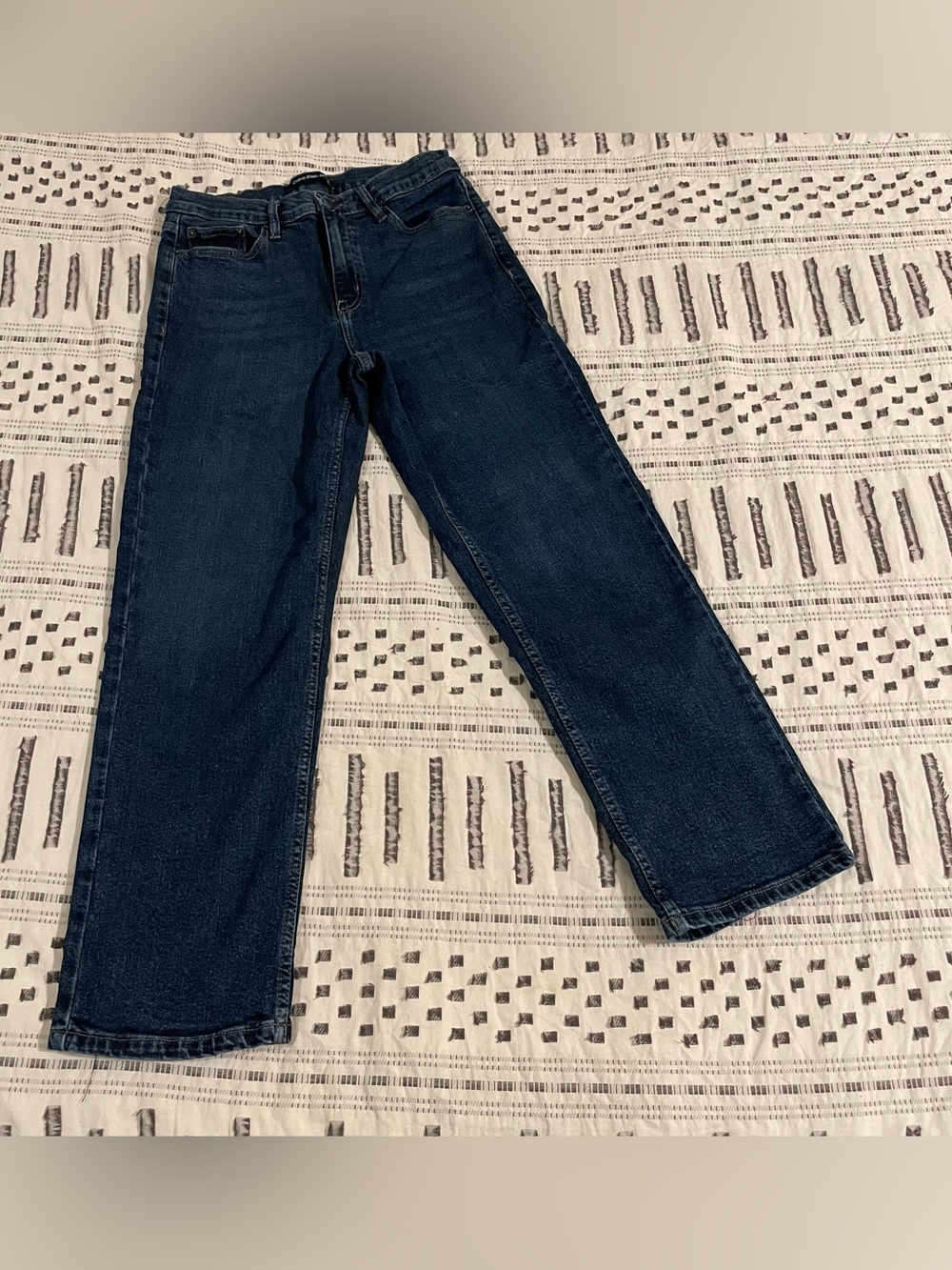 Calvin Klein Women’s Straight-Leg Jeans Dark Wash Size 4